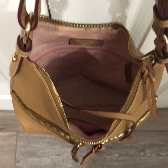 Beautiful Vintage Tan Dooney & Bourke Handbag - Picture 9 of 13